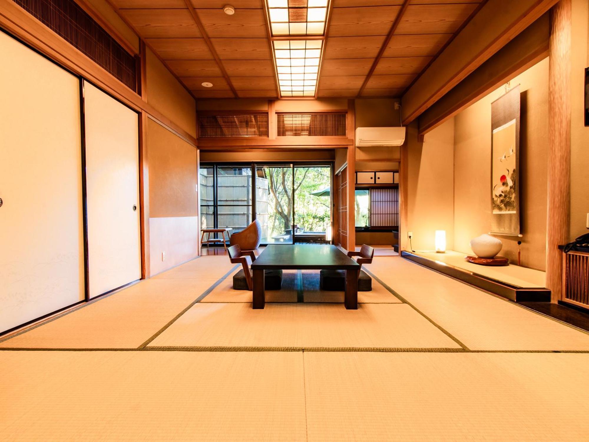 Hotel Kirishima Momijidani Seiryuso Extérieur photo